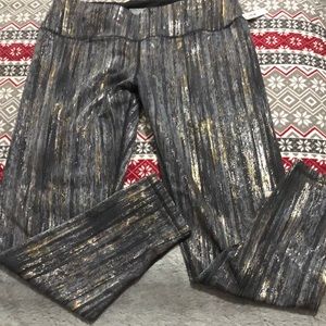 Victoria secret sport active leggings.